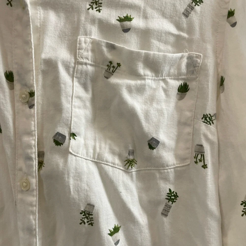 Old Navy Plant Print Cotton Button Down Casual Shirt - Picture 2 of 4